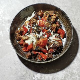 Brotsalat aus dem Ofen Brotsalat aus dem Ofen