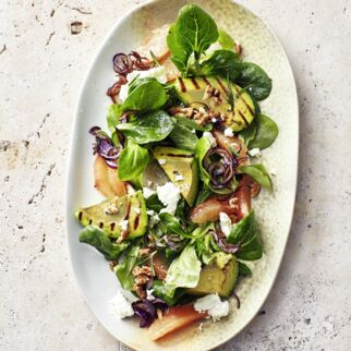 Grillavocado mit Grapefruitsalat Grillavocado mit Grapefruitsalat