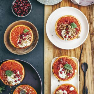 Gratinierte Grapefruit mit Kokosjoghurt Gratinierte Grapefruit mit Kokosjoghurt
