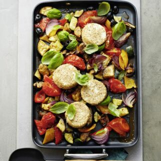 Ofengemüse-Salat mit Ziegenkäse