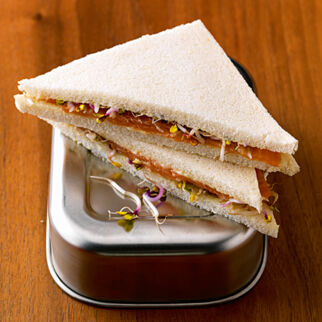 Scharfe Lachs-Tramezzini Scharfe Lachs-Tramezzini