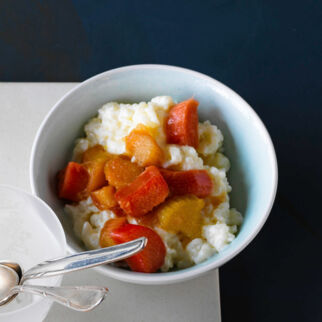 Rhabarberkompott auf Milchreis Rhabarberkompott auf Milchreis