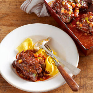 Ochsenschwanz aus dem Ofen Ochsenschwanz aus dem Ofen