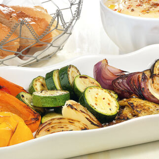 Ofengemüse mit Hummus