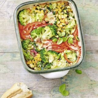 Sommergemüsegratin mit Zitronensahne Sommergemüsegratin mit Zitronensahne