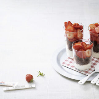 Low Carb Erdbeer-Schichtspeise Low Carb Erdbeer-Schichtspeise