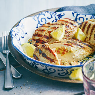 Gazpacho-marinierte Hähnchenbrustfilets Gazpacho-marinierte Hähnchenbrustfilets