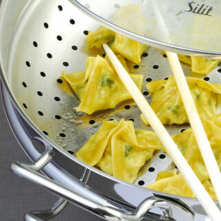 Gedämpfte Lachs-Wan-Tans Gedämpfte Lachs-Wan-Tans