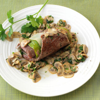Rindfleischröllchen mit Champignons Rindfleischröllchen mit Champignons
