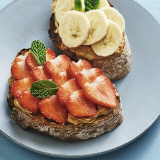 Pfannenbrot mit Erdnussbutter Pfannenbrot mit Erdnussbutter