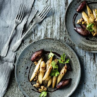 Schwarzwurzeln mit Rotwein-Schalotten Schwarzwurzeln mit Rotwein-Schalotten