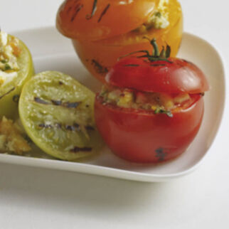 Tomaten mit Schafkäse-Füllung