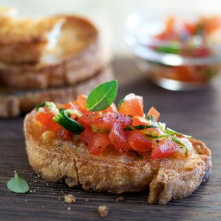 Bruschetta mit Tomaten Bruschetta mit Tomaten