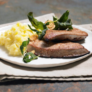 Kalbsleber in Salbeibutter Kalbsleber in Salbeibutter