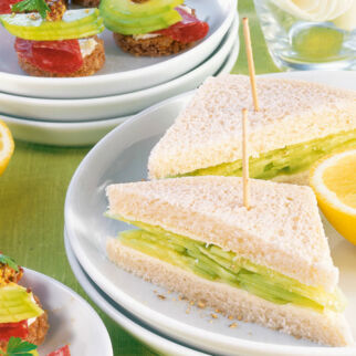 Gurkensandwiches