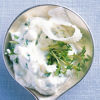 Kräuterquark mit Meerrettich Kräuterquark mit Meerrettich