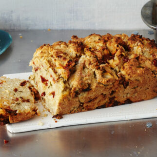 Tomaten-Rosmarin-Brot Tomaten-Rosmarin-Brot