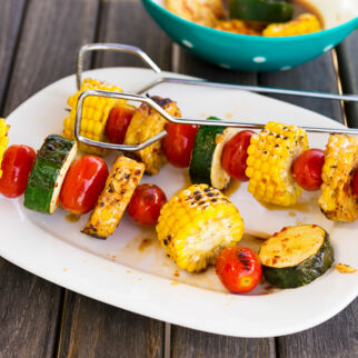 Gemüsespiesse mit Tomaten, Mais & Zucchini Grillen Unterseite Rezepte Vegetarisch