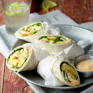 Wraps mit Röstpastinaken und Currycreme Wraps mit Röstpastinaken und Currycreme