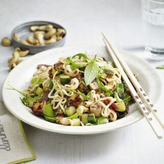 Halloumi-Cashew-Wok Halloumi-Cashew-Wok