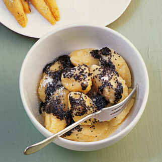 Grießknödel mit Mohn Grießknödel mit Mohn