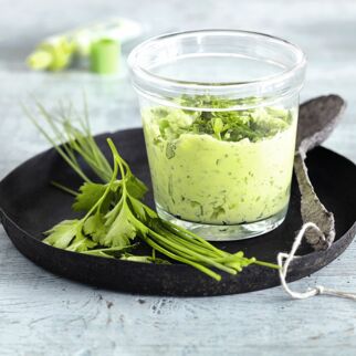 Avocado-Kräuter-Aufstrich Avocado-Kräuter-Aufstrich