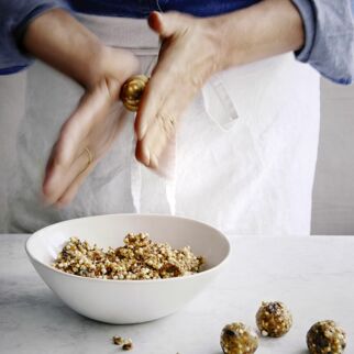 Hot Ginger-Energy-Balls Hot Ginger-Energy-Balls