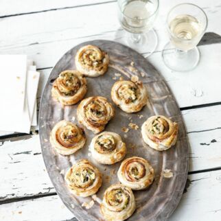 Blätterteigschnecken mit Spargel Blätterteigschnecken mit Spargel