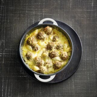 Schwarzwurzelgratin mit Hackbällchen Schwarzwurzelgratin mit Hackbällchen