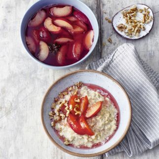 Porridge mit Pflaumenkompott