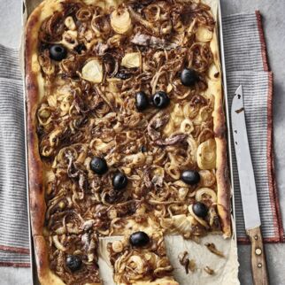 Südfranzösischer Zwiebelkuchen
Pissaladière Südfranzösischer Zwiebelkuchen
Pissaladière