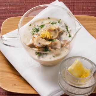 Pilzsauce mit Zitrone und Knoblauch Pilzsauce mit Zitrone und Knoblauch