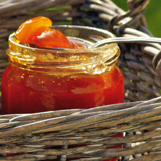 Kalt gerührte Himbeerkonfitüre Kalt gerührte Himbeerkonfitüre