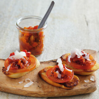 Crostini mit Kürbis-Chutney Crostini mit Kürbis-Chutney