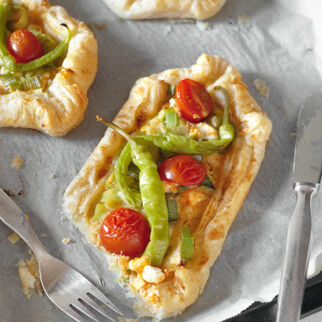 Blätterteig-Pide mit Lauch Blätterteig-Pide mit Lauch