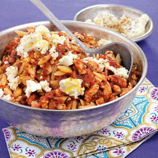 Pasta mit Blitz-H&auml;hnchensugo