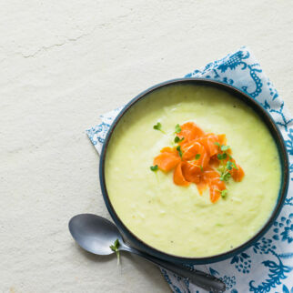 Lauchcremesuppe mit Räucherlachs Lauchcremesuppe mit Räucherlachs