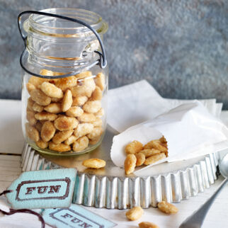 Karamellisierte Mandeln mit Fleur de Sel Karamellisierte Mandeln mit Fleur de Sel