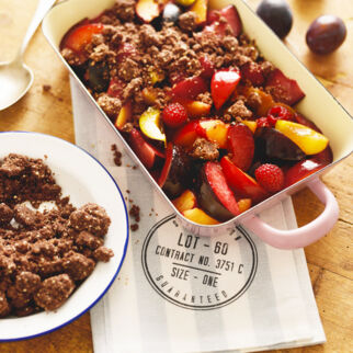 SCHOKO-PFLAUMEN-CRUMBLE SCHOKO-PFLAUMEN-CRUMBLE
