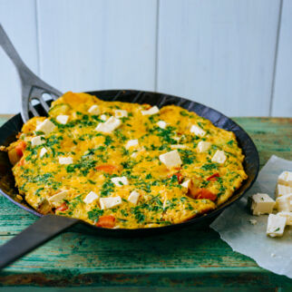 Bunte Gemüse-Tortilla mit Feta Bunte Gemüse-Tortilla mit Feta