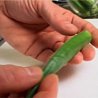 Okraschoten und ihre Verwendungsmöglichkeiten Okraschoten und ihre Verwendungsmöglichkeiten