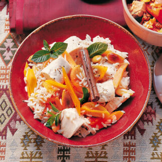 Reis mit Huhn und Aprikosen Reis mit Huhn und Aprikosen