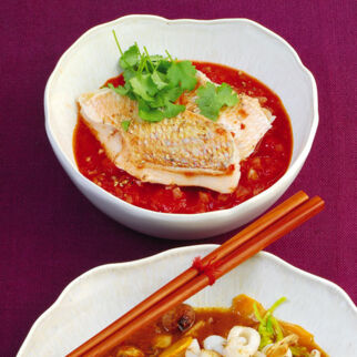 Fischfilet in scharfer Tomatensauce Fischfilet in scharfer Tomatensauce