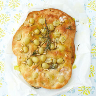 Süße Focaccia mit Weintrauben