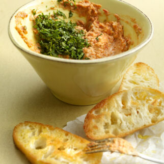 Sommergemüse-Dip mit Parmesan Sommergemüse-Dip mit Parmesan