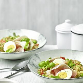 Gemüse-Buchweizen mit Schinken und Ei Gemüse-Buchweizen mit Schinken und Ei