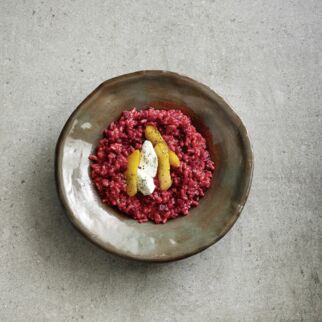 Rote-Bete-Risotto mit Chili-Äpfeln Rote-Bete-Risotto mit Chili-Äpfeln