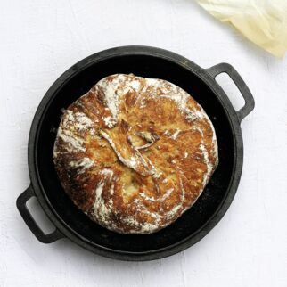 Sauerteig-Topfbrot Sauerteig-Topfbrot