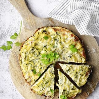 Nudelfrittata mit Parmesan Nudelfrittata mit Parmesan