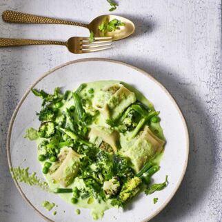 Grünes Maultaschen-Curry